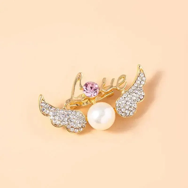 🌟 Luxury Crystal Love Angel Wings Brooch - Elegance and Symbolism Combined 🌟