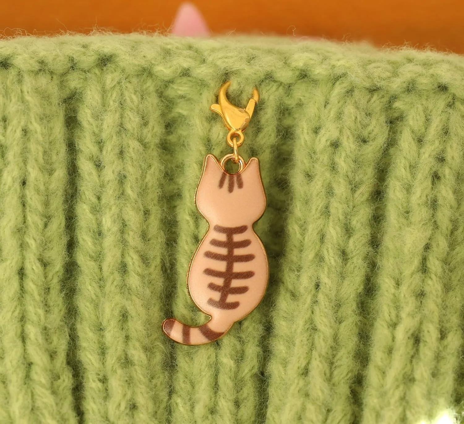 32 Pieces Enamel Cat Charms for Jewelry Making and Crafting - Cute Kitty Charm for Bracelets Earrings Necklaces Pendants Keychains Crafts (32Pcs Cat-C)
