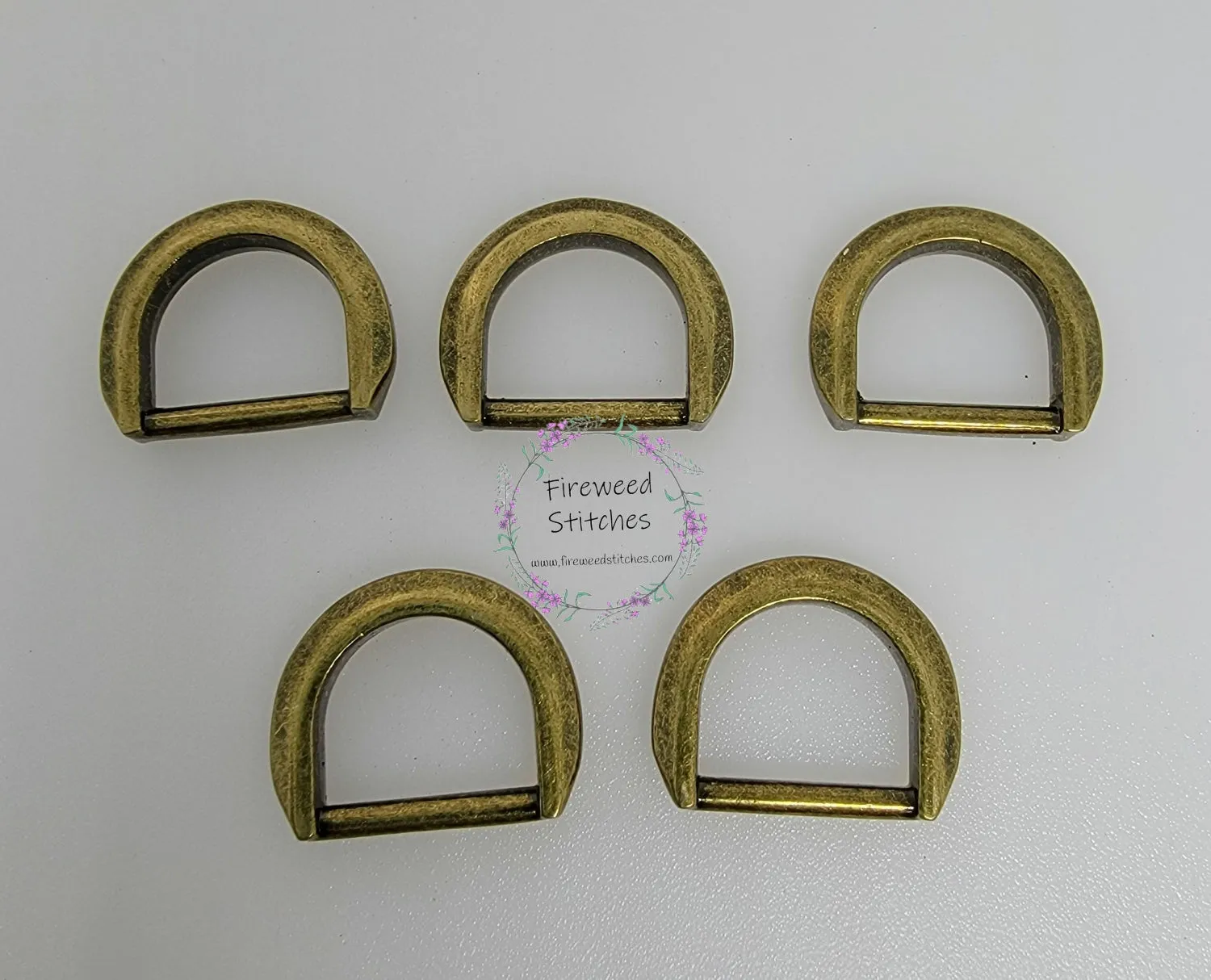 5/8" Classy D Ring