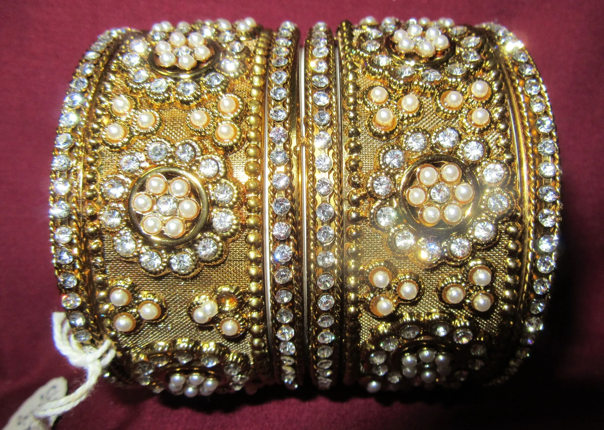 Bangles 7295 Golden Bangles 6 Pieces Set Pearls Stones