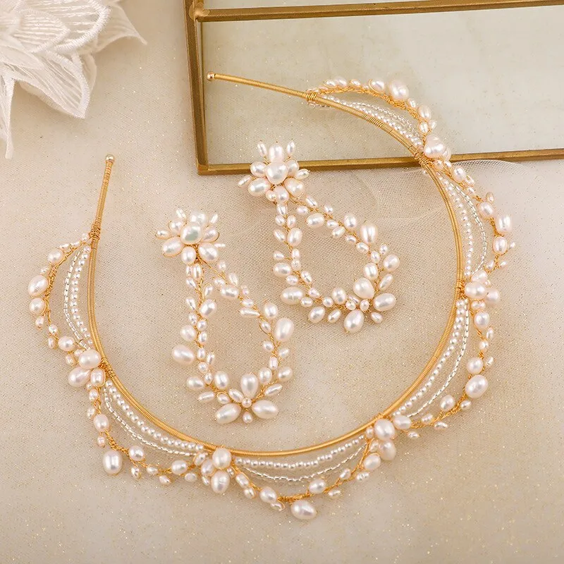 Bridget Freshwater pearl earrings