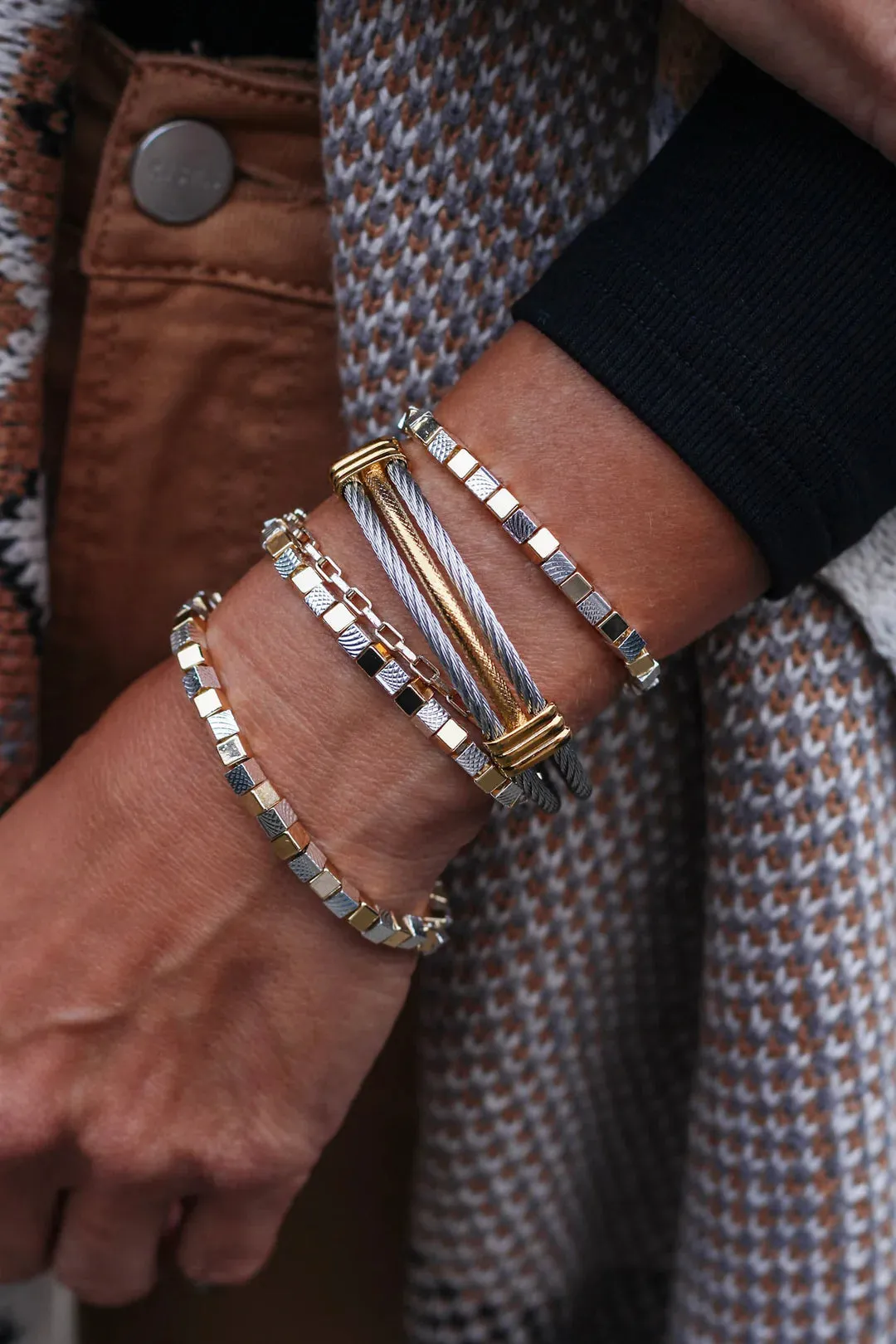 ERIMISH Jennifer Metal cuff