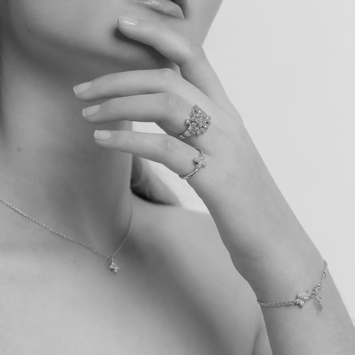 Flora / Bracelet / Clear   Silver