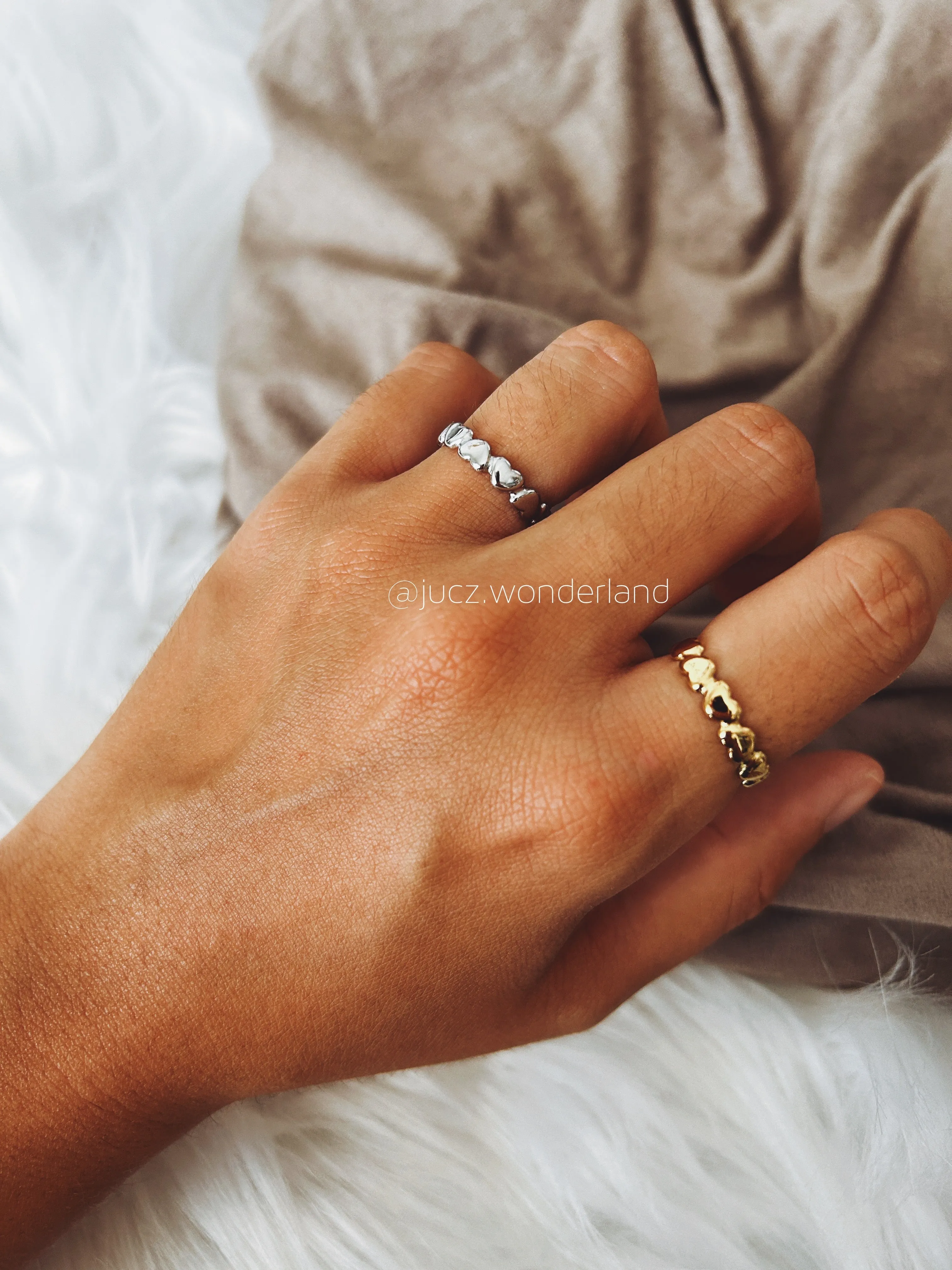 HEART RING