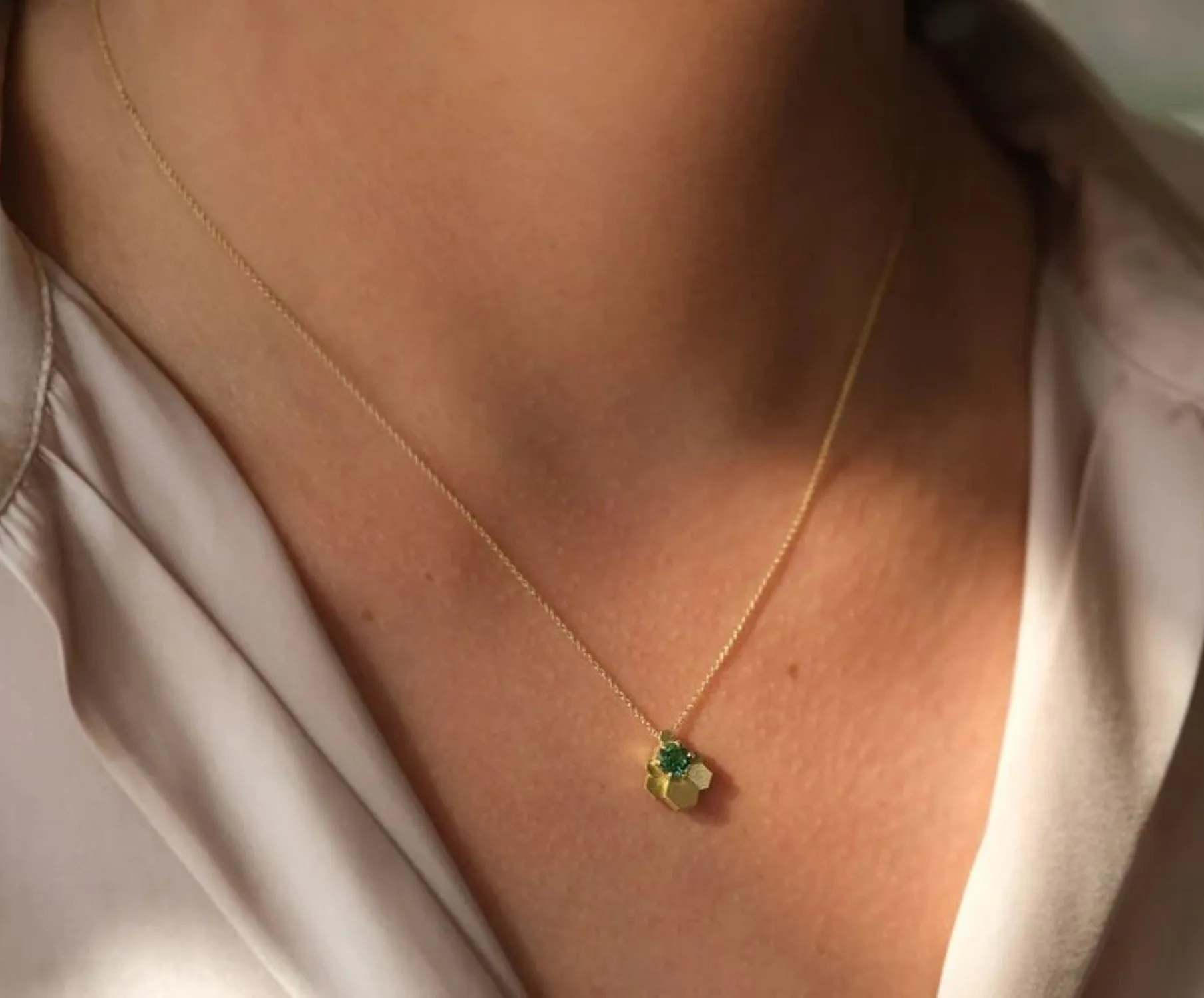 HEX Chaos Pendant Necklace Yellow Gold with Green Tourmaline