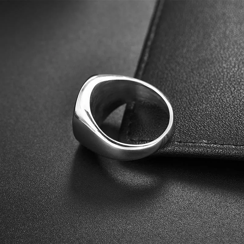 Men's Rock Smooth Ring