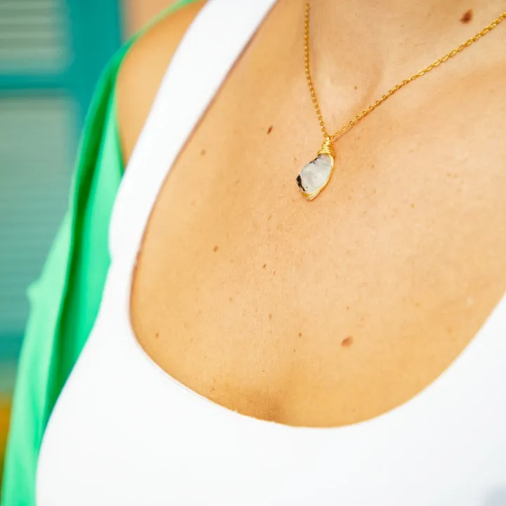 Necklace Cage Natural Stones