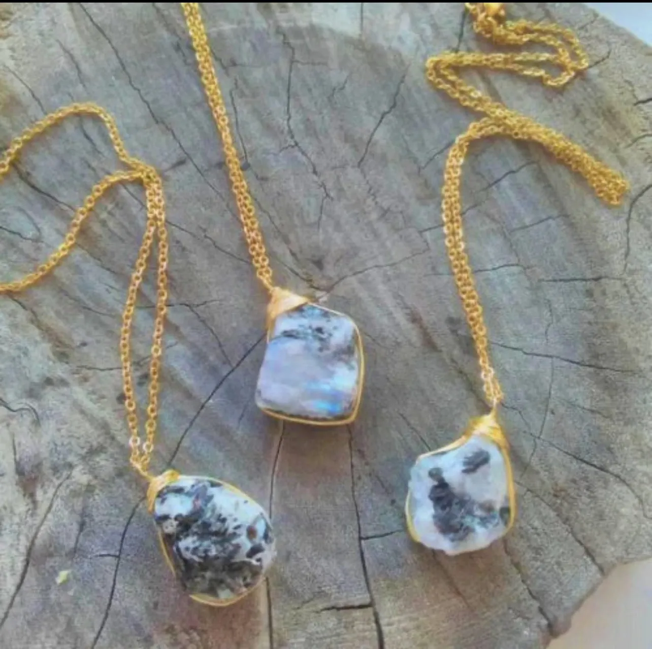 Necklace Cage Natural Stones