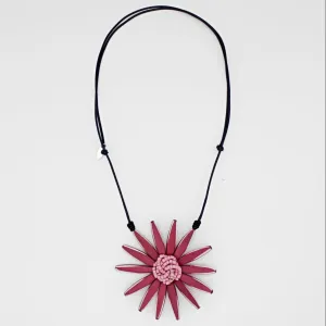 S25 Amaya Flower Necklace