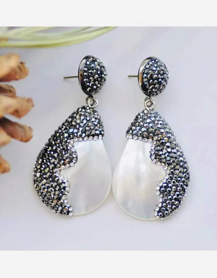 Sea Shell & Hematite Crystal Earrings