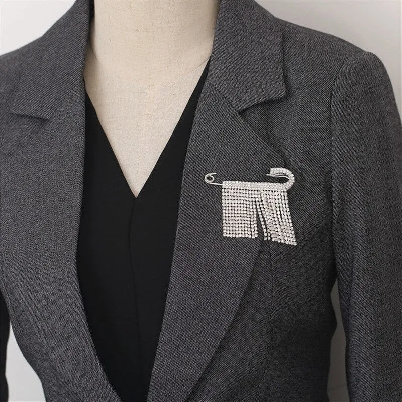 Shimmering Rhinestone Studded Tassel and Pearl Brooch Pins