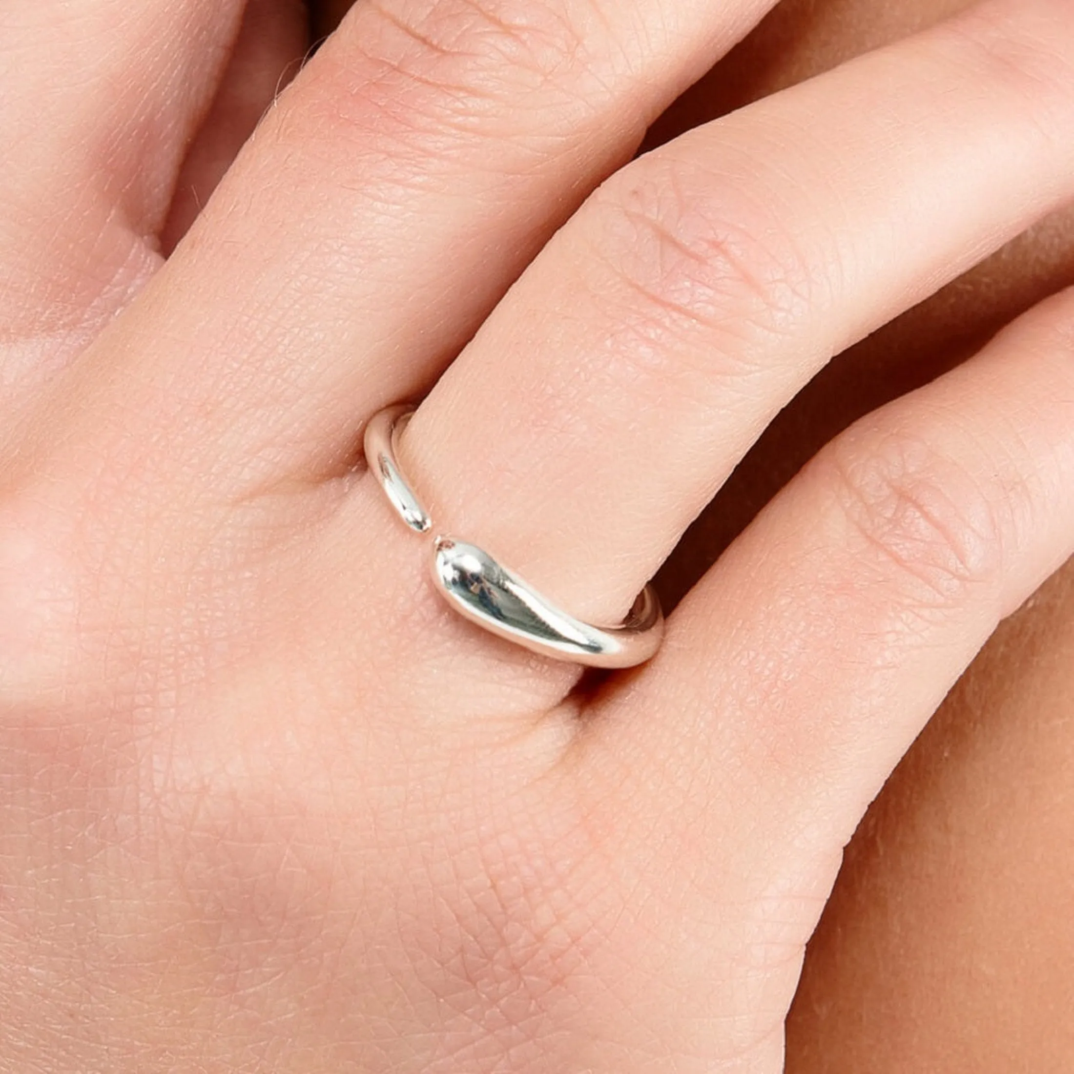 Single Drop Ring