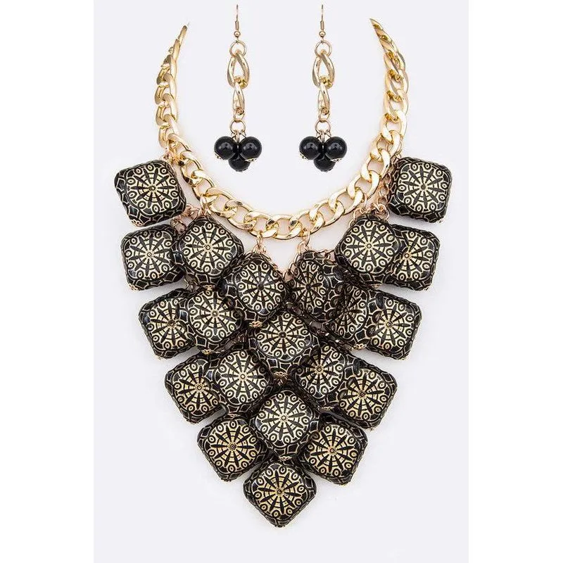 Textured Wooden Beads Statement Necklace Set