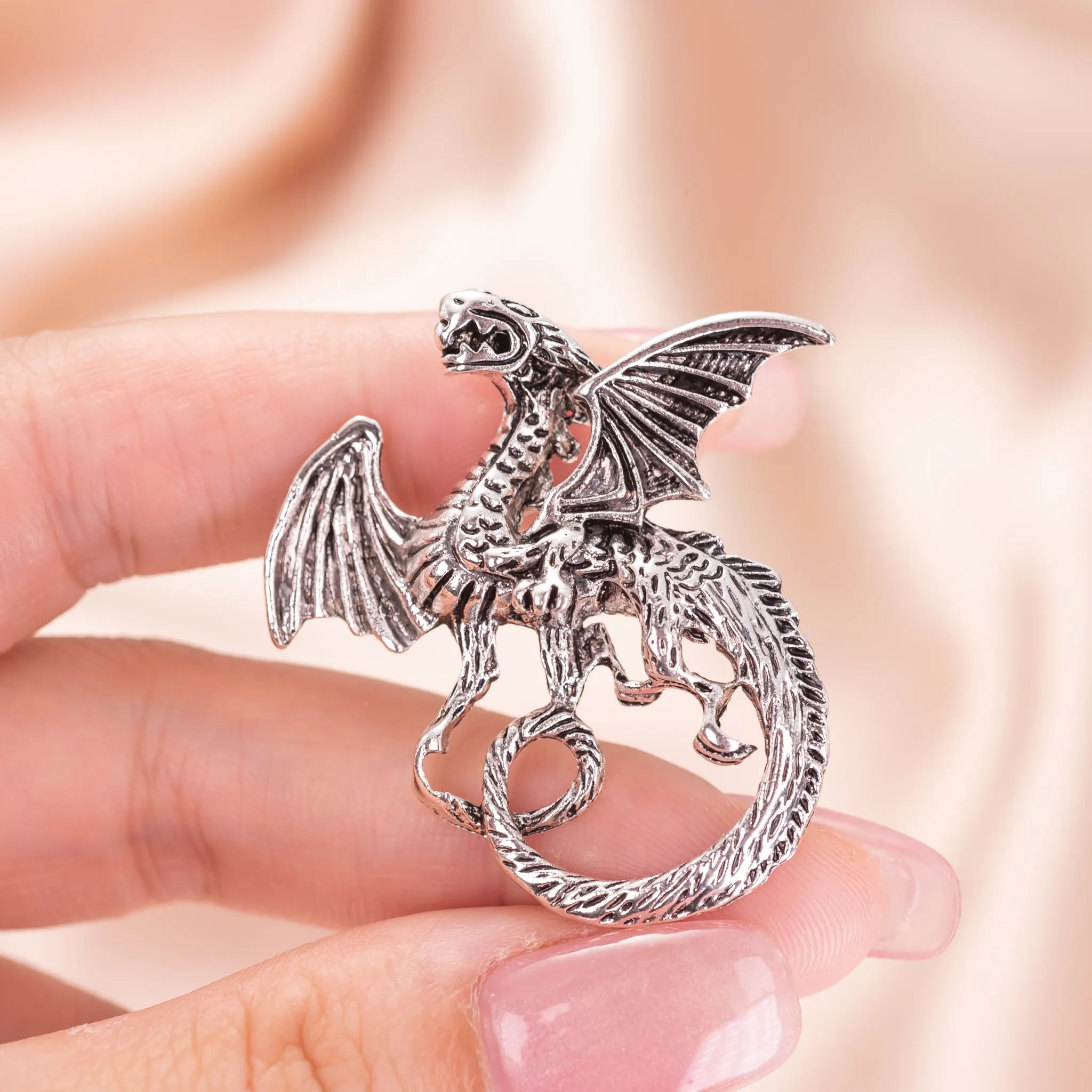 Vintage Metallic Sky Dragon Brooch Pin Jewelry and Pendant Necklace with Steel chain